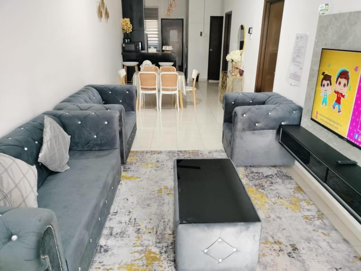 Fazlizasuite Homestay @ Teluk Kemang-Muslim Preferred 波德申 外观 照片